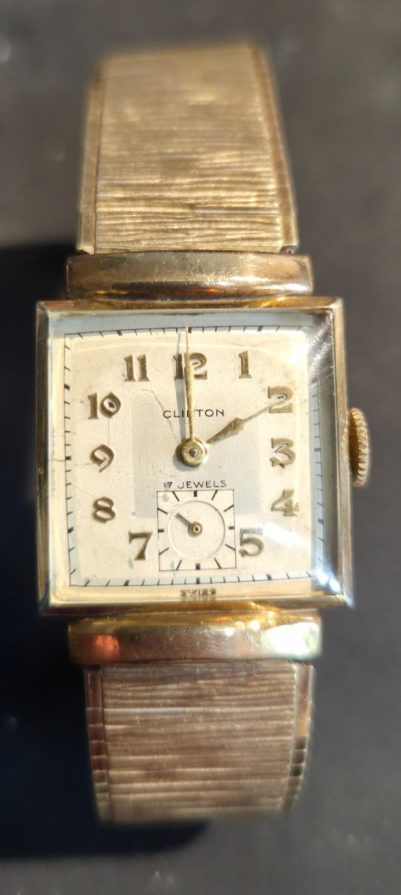 Vintage Clinton Pioneer case men’s wristwatch, Running 1930s