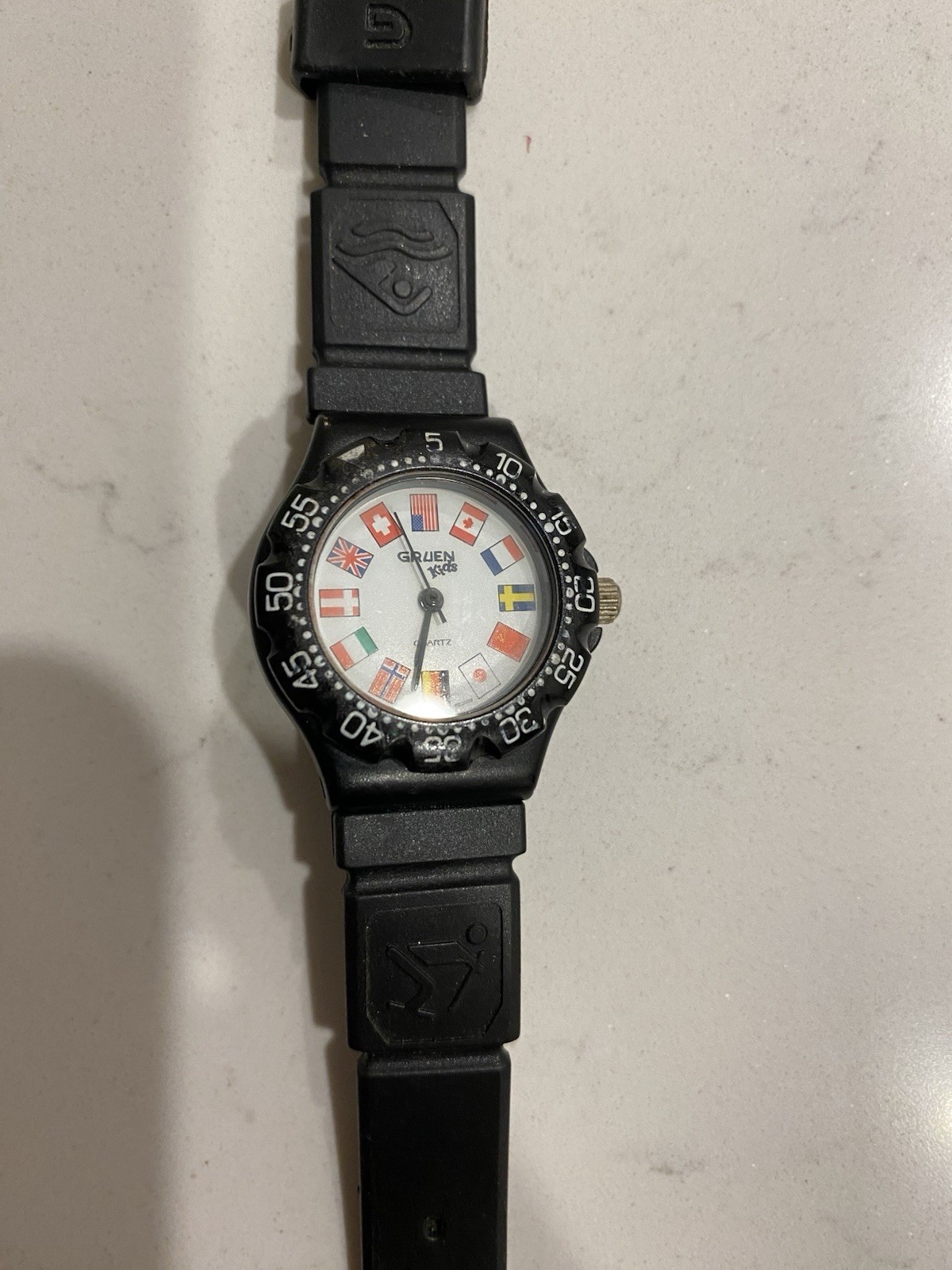 Gruen World Flags Kid’s Watch Silicone Band
