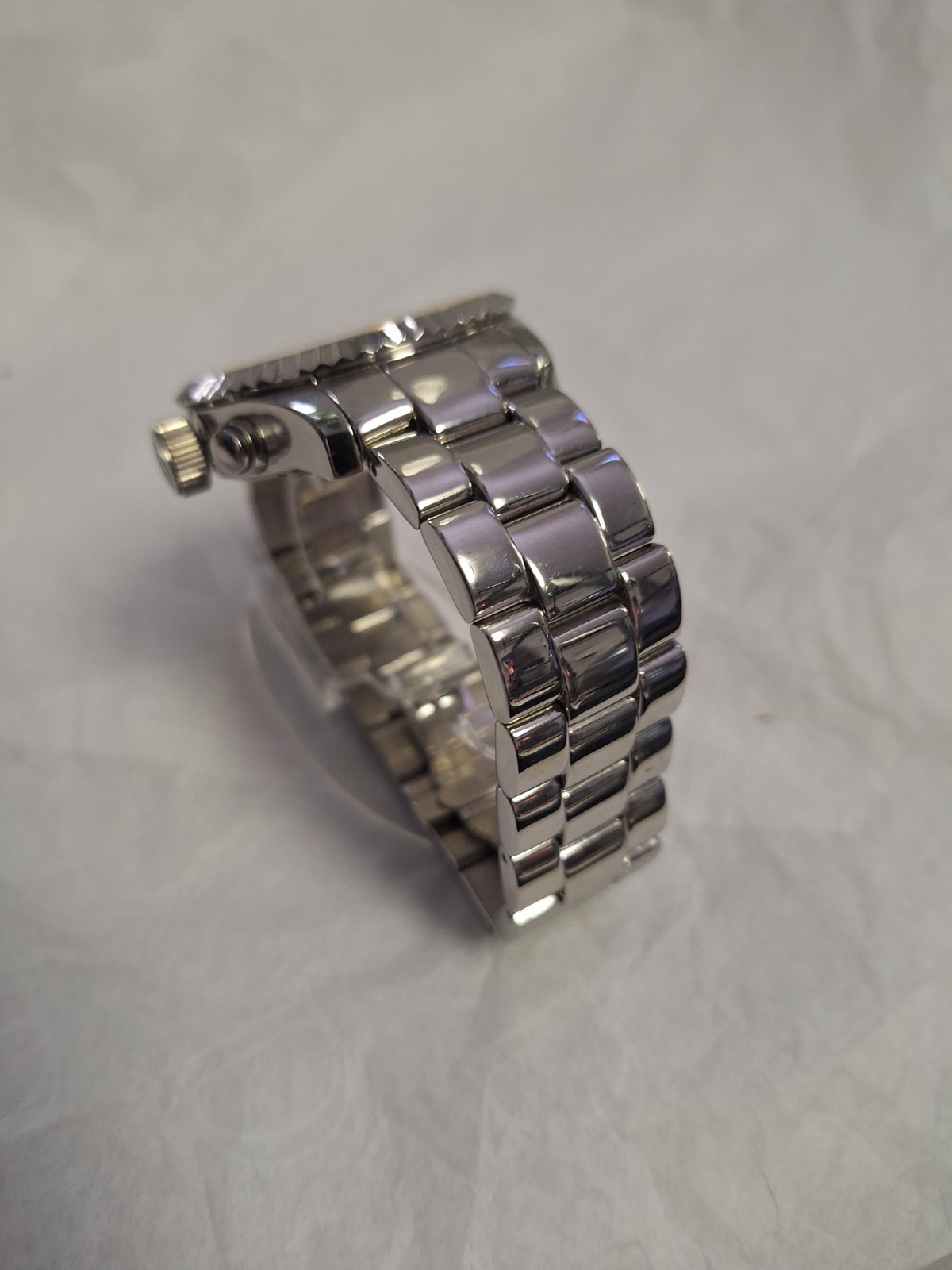 Marc Echo Three-Hand Silver Rose Gold Stainless Steel Watch Silver Dial