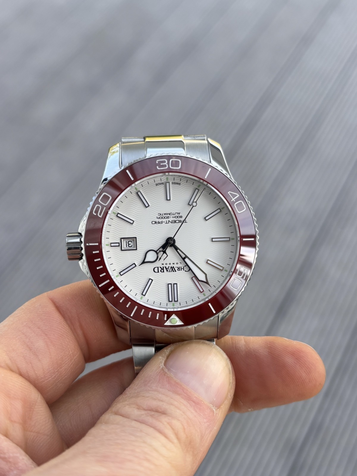 Christopher Ward C60 Trident Mk2 Pro 600 Red/White 43mm Auto (06/2015) WH1733A