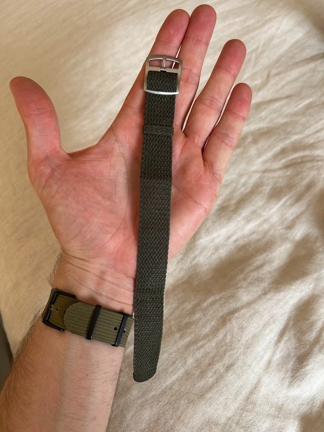 Titanium Field Watch Bundle – Watch + 3 Straps + Case