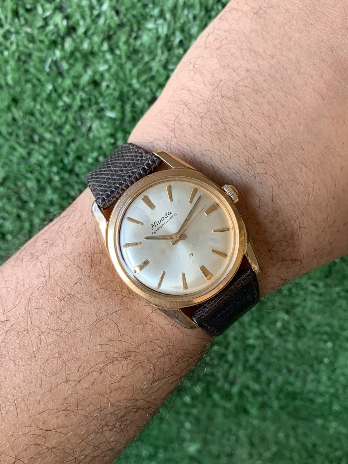 Vintage Nivada Compensamatic Mechanical Watch 35mm Manual Classic Dress Watch
