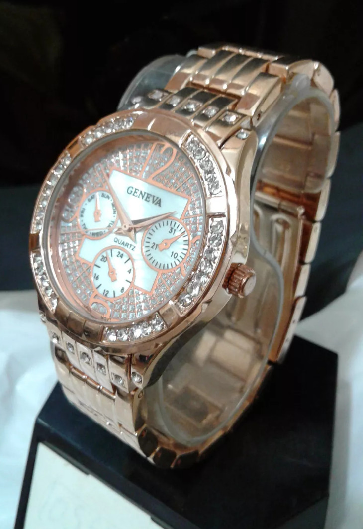 Rose Gold Geneva Crystal Rhinestone Metal Link Band Bracelet Watch NEW