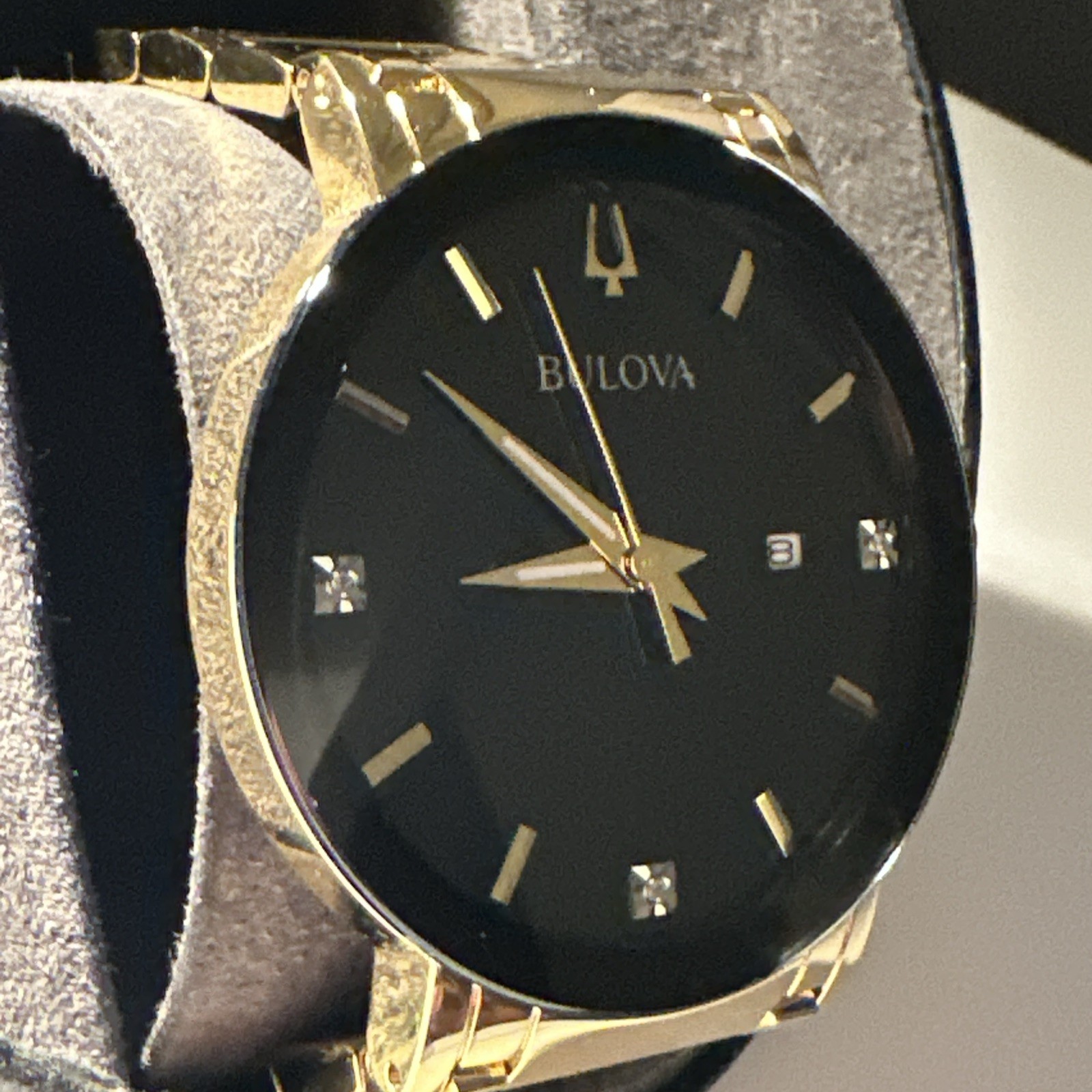 Bulova Futuro Mens Quartz Diamond Accent Date 42mm Watch 97D116