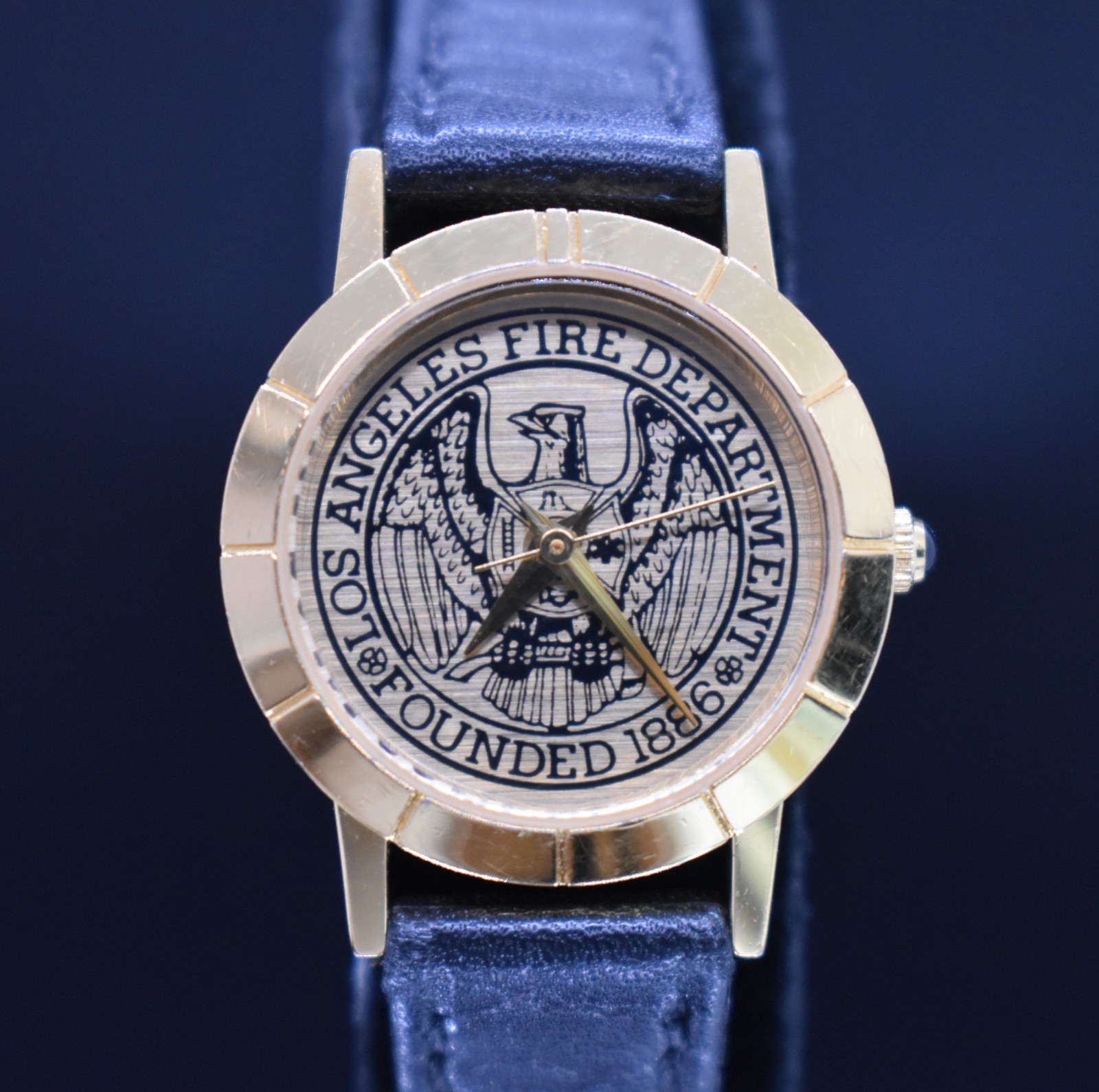 Vtg LOS ANGELES FIRE DEPARTMENT Watch Women LAFD 90’s NEW BATTERY & BAND