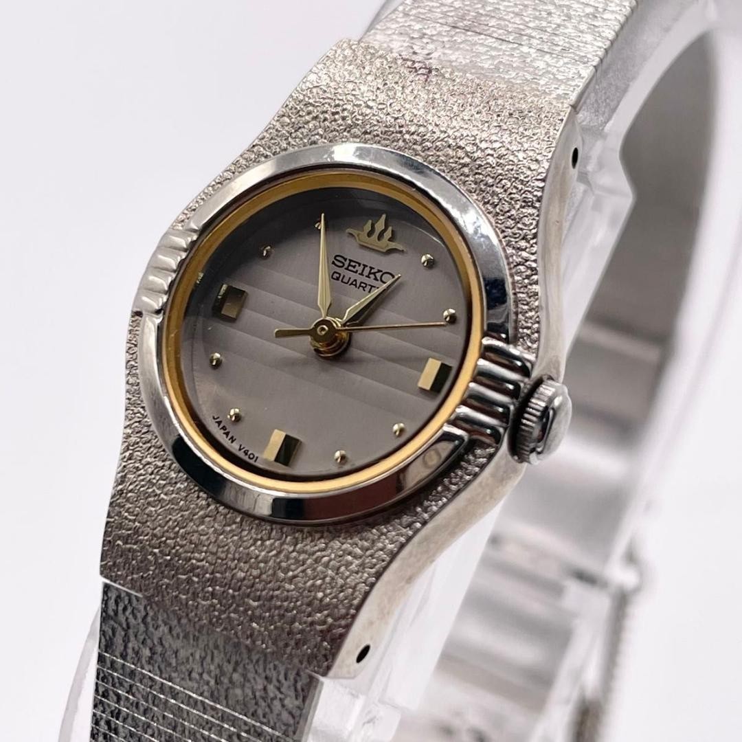 Vintage 90s SEIKO ladies’ watch with new battery installed.
