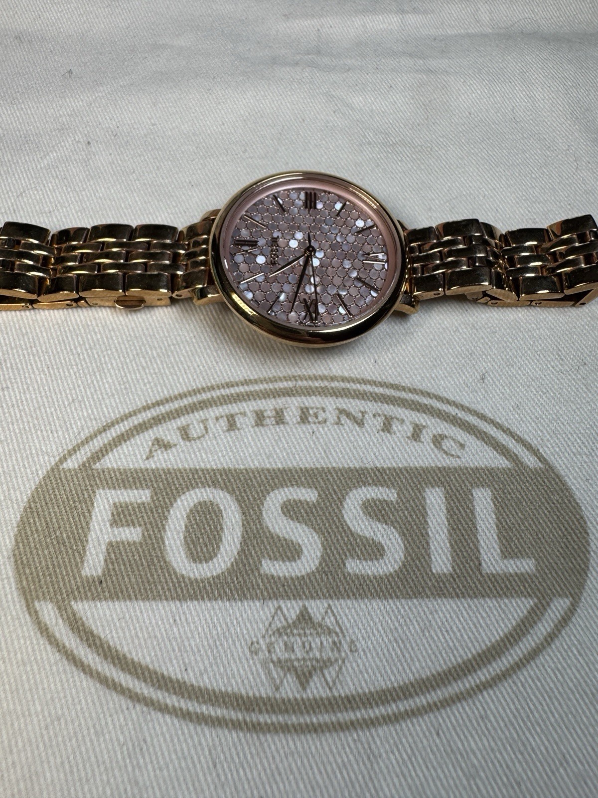 Fossil Jacqueline Women’s Rose Gold Tone Watch Roman Numeral Dial Metal Bracelet