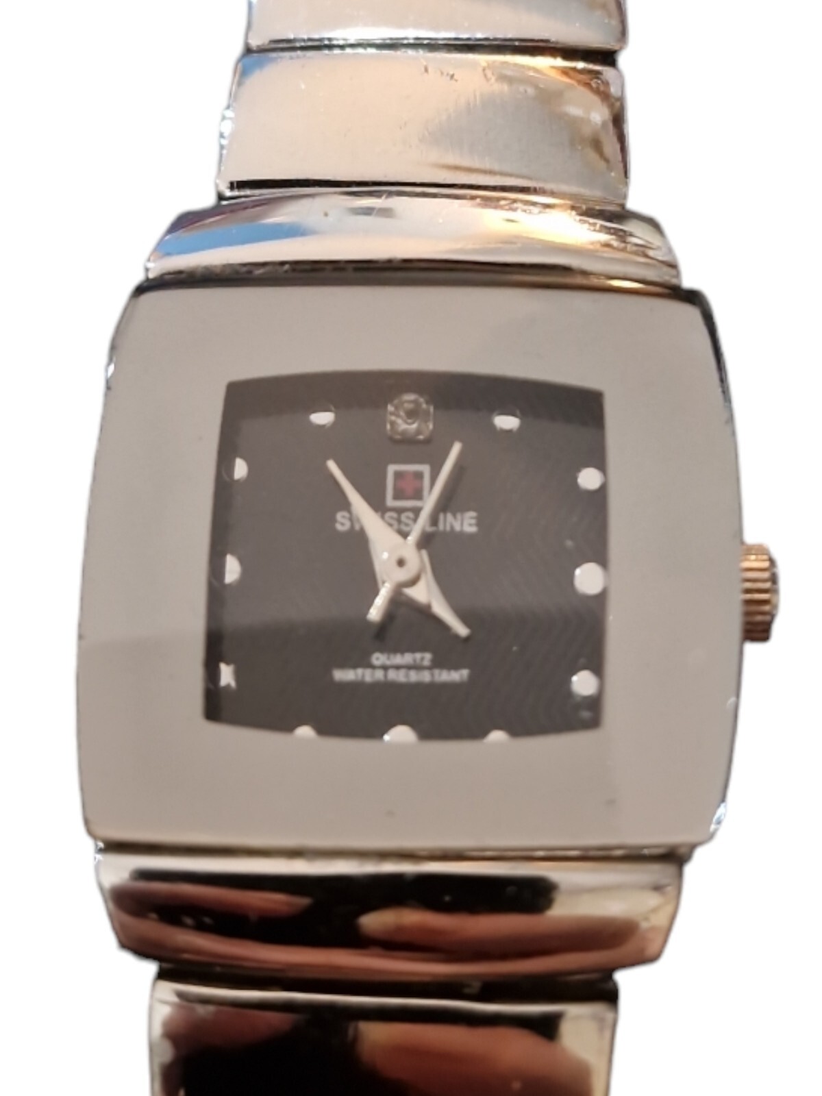 Beautiful Vintage Swiss Line 5933 Ladies Watch. Great Condition. New Battery.