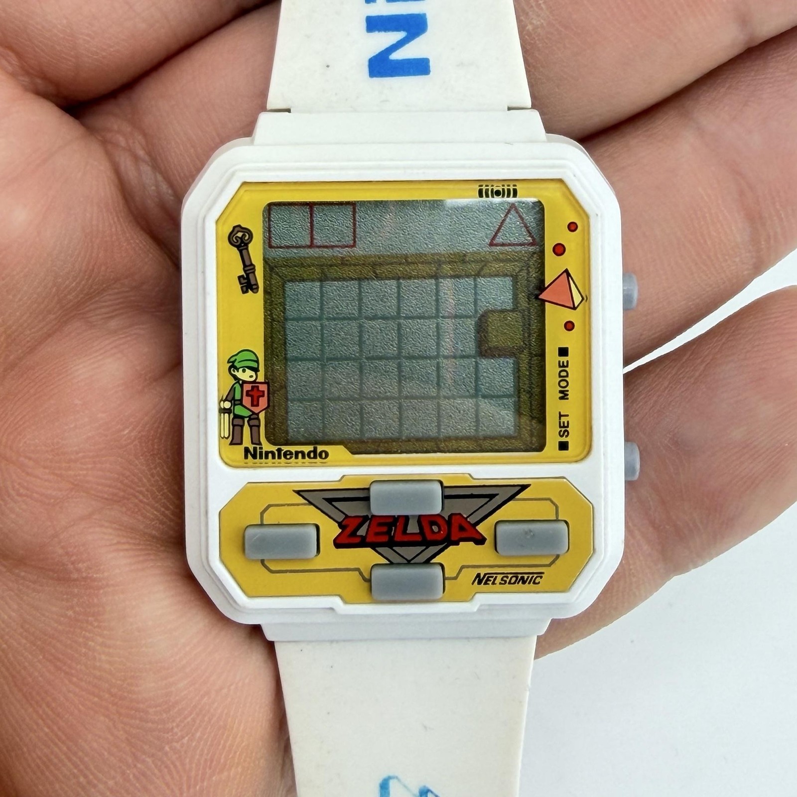 Vintage Nintendo Zelda Nelsonic Boys Watch White Band Game Digital LCD Quartz