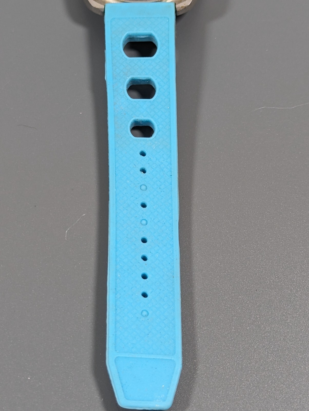 Avenue Green Dial Silver Tone Round Case Blue Band Watch 8 Inch