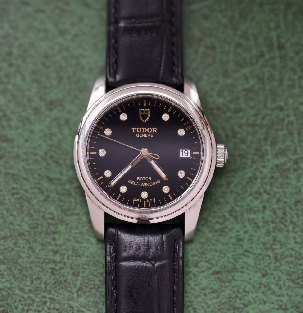 Tudor Black 10-Diam Dial Glamour M55003-0037 Men’s Watch Automatic 36mm Date