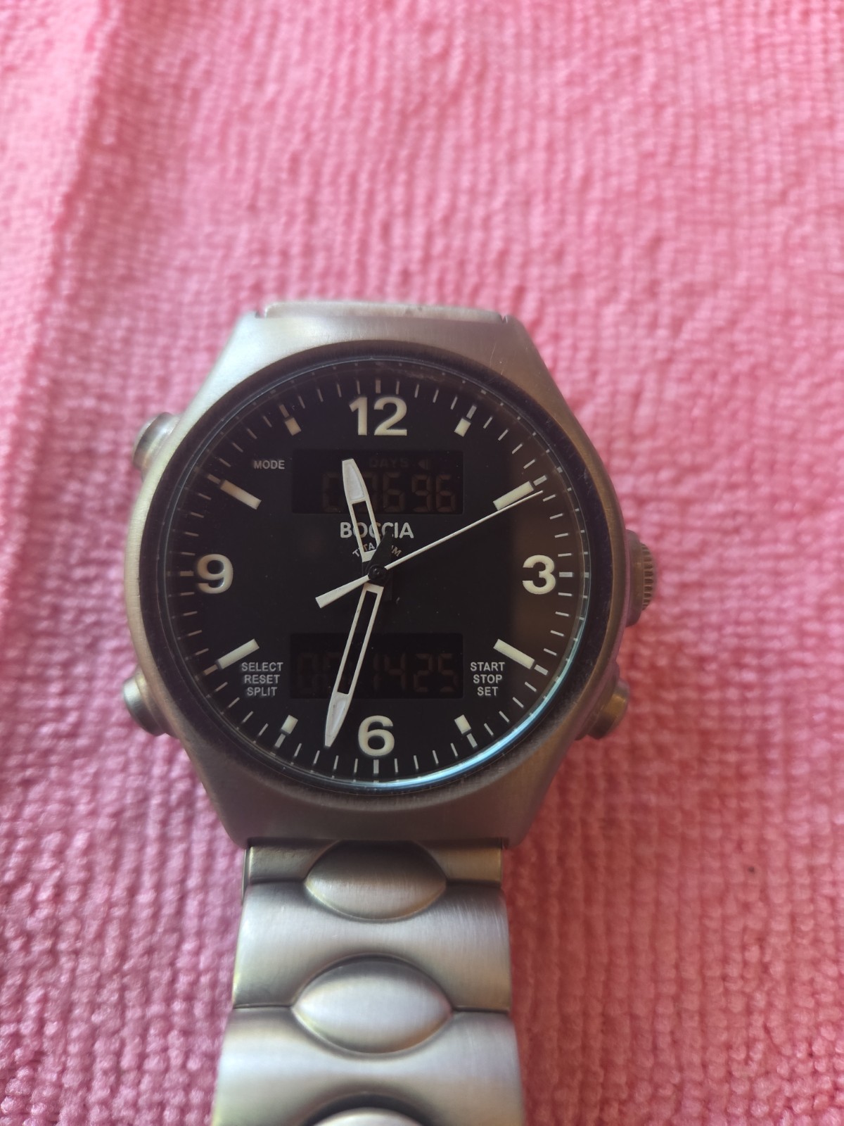 Boccia T2 Titanium Quartz Chronograph Alarm Mens 44mm Ana/Digi Watch 7.2″