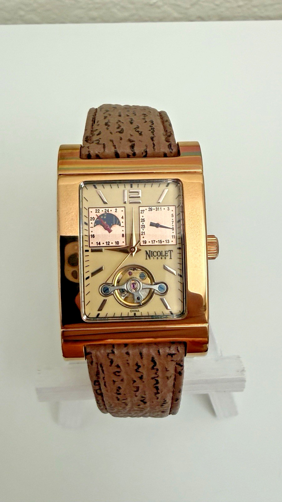 Nicolet 1886 Men’s Automatic Watch Date, Day-Night Subdial 23 Jewels Vintage