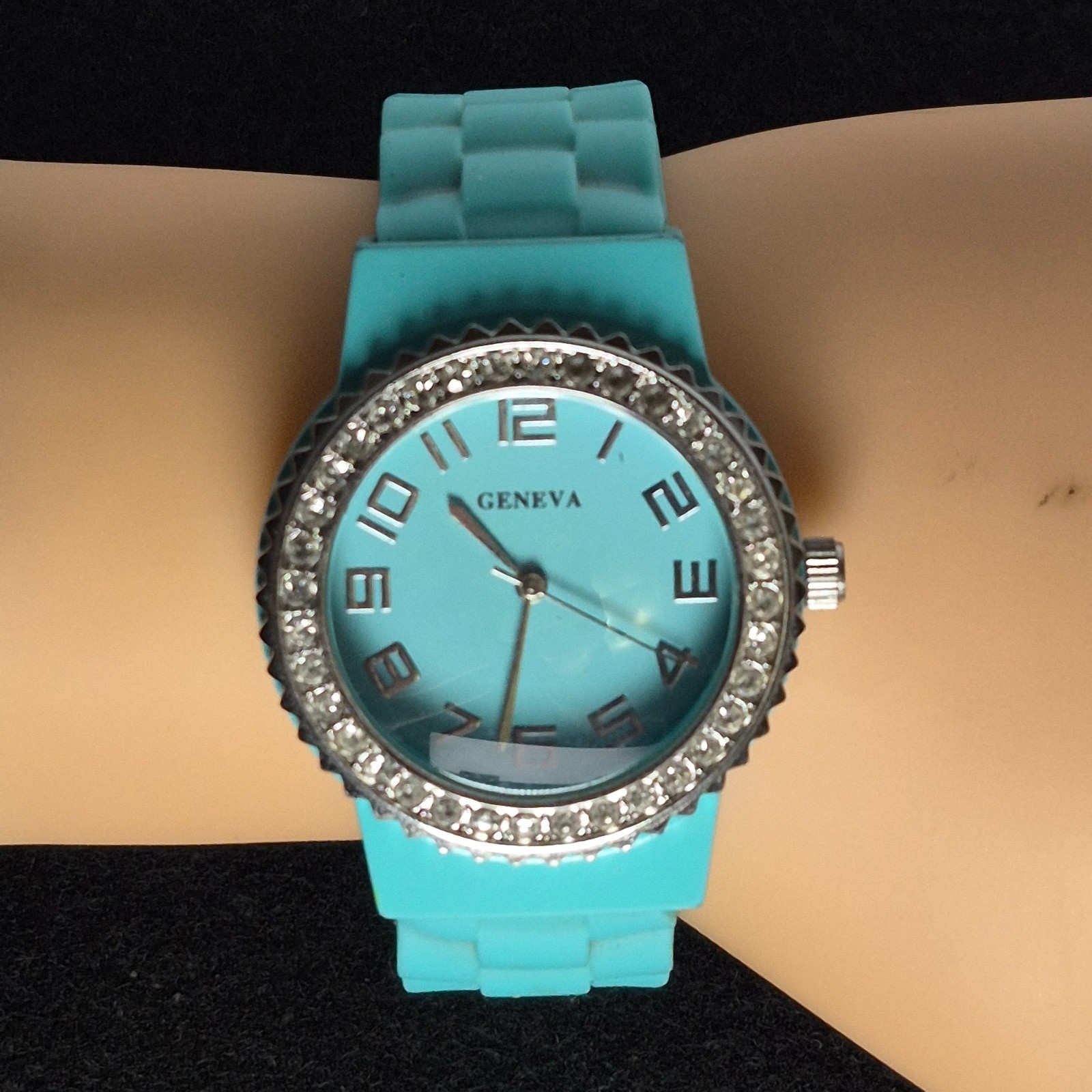 Geneva Women’s Turquoise Watch Silicone Band Crystal Bezel Silver Markers Workin