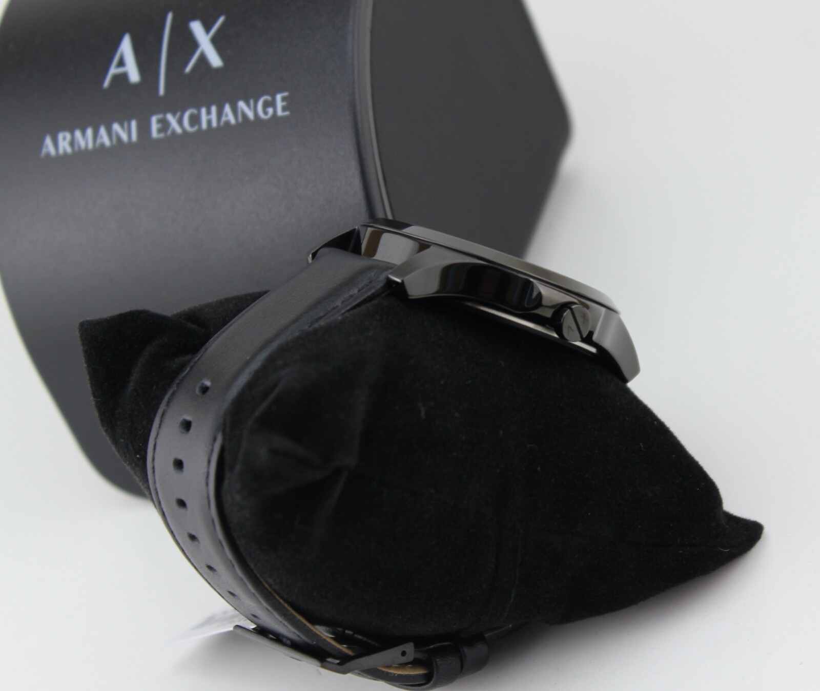 NEW AUTHENTIC ARMANI EXCHANGE HAMPTON BLACK LEATHER MEN’S AX2411 WATCH