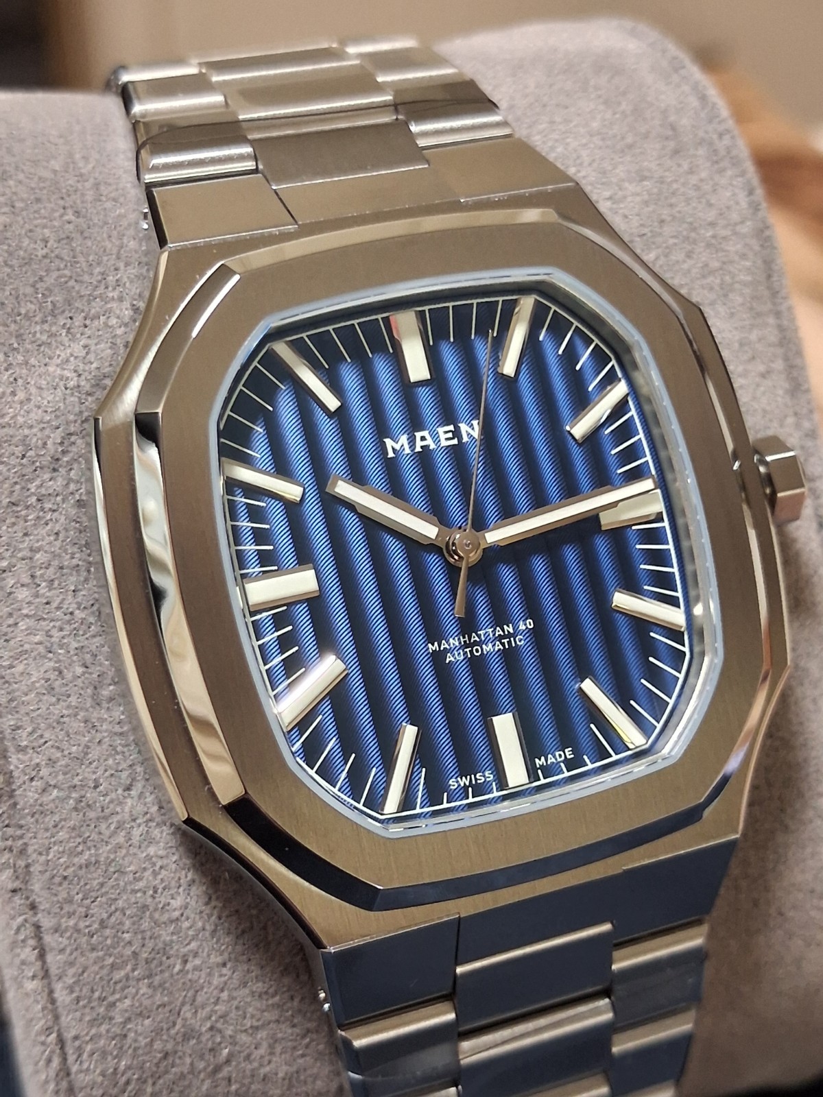 Maen Manhattan Automatic 40 , M3.1.2