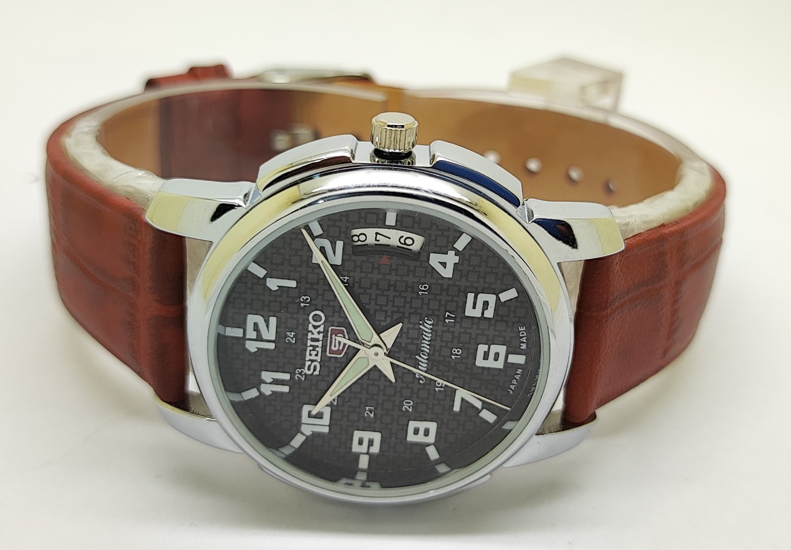 Refurbished Automatic Men’s Watch Day Date | Classic Vintage Style Leather Strap