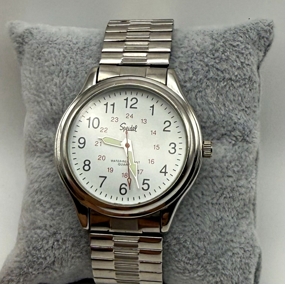 Speidel Quartz SS Silver Expansion Bracelet White Arabic Dial 34mm Watch