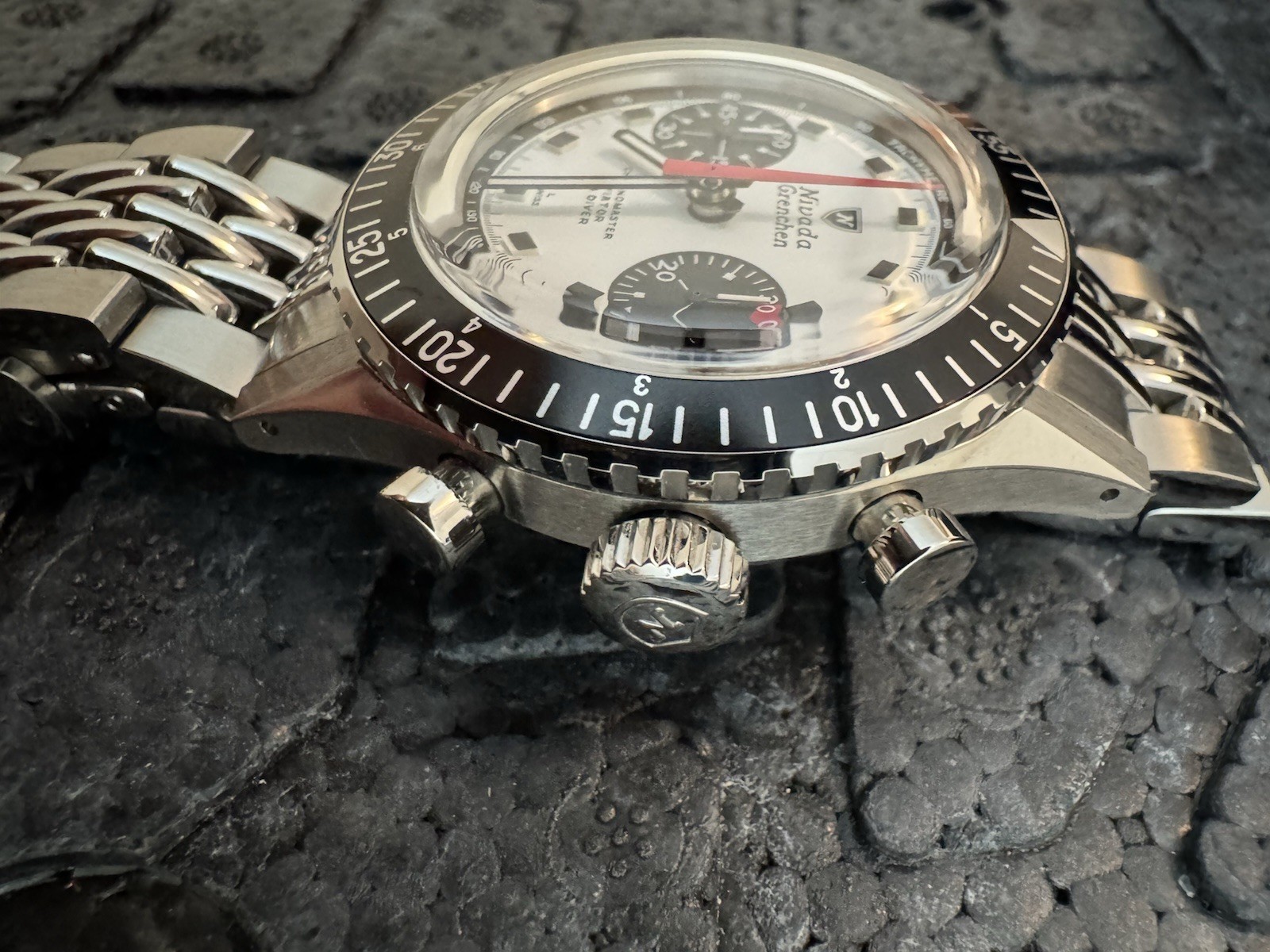 Nivada Grenchen CHRONOMASTER PANDA – 38MM Interchangeable Bezel – Beads Of Rice