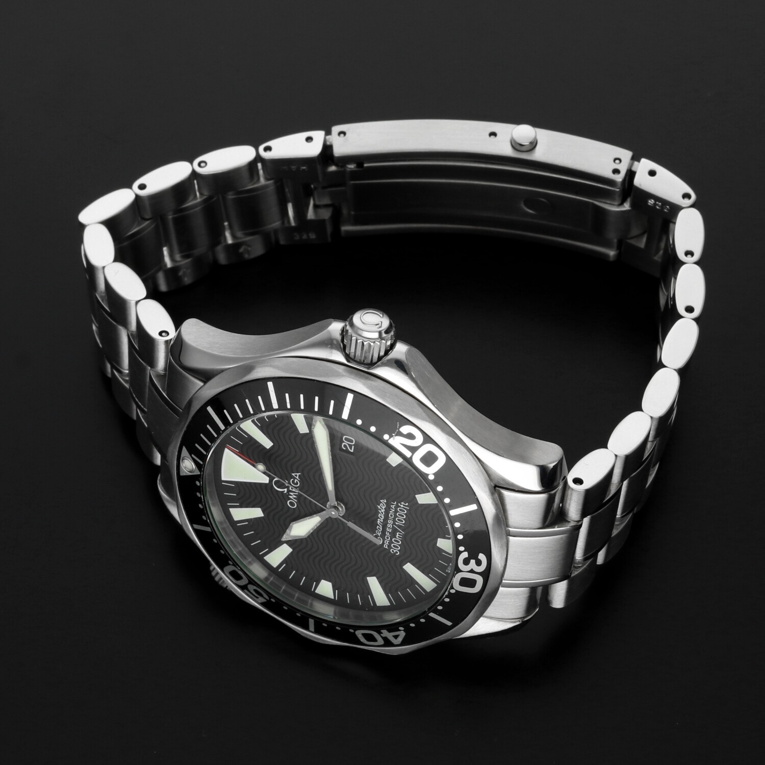 Omega Seamaster 300M Peter Blake Quartz 2264.50.00 Omega Serviced 41mm