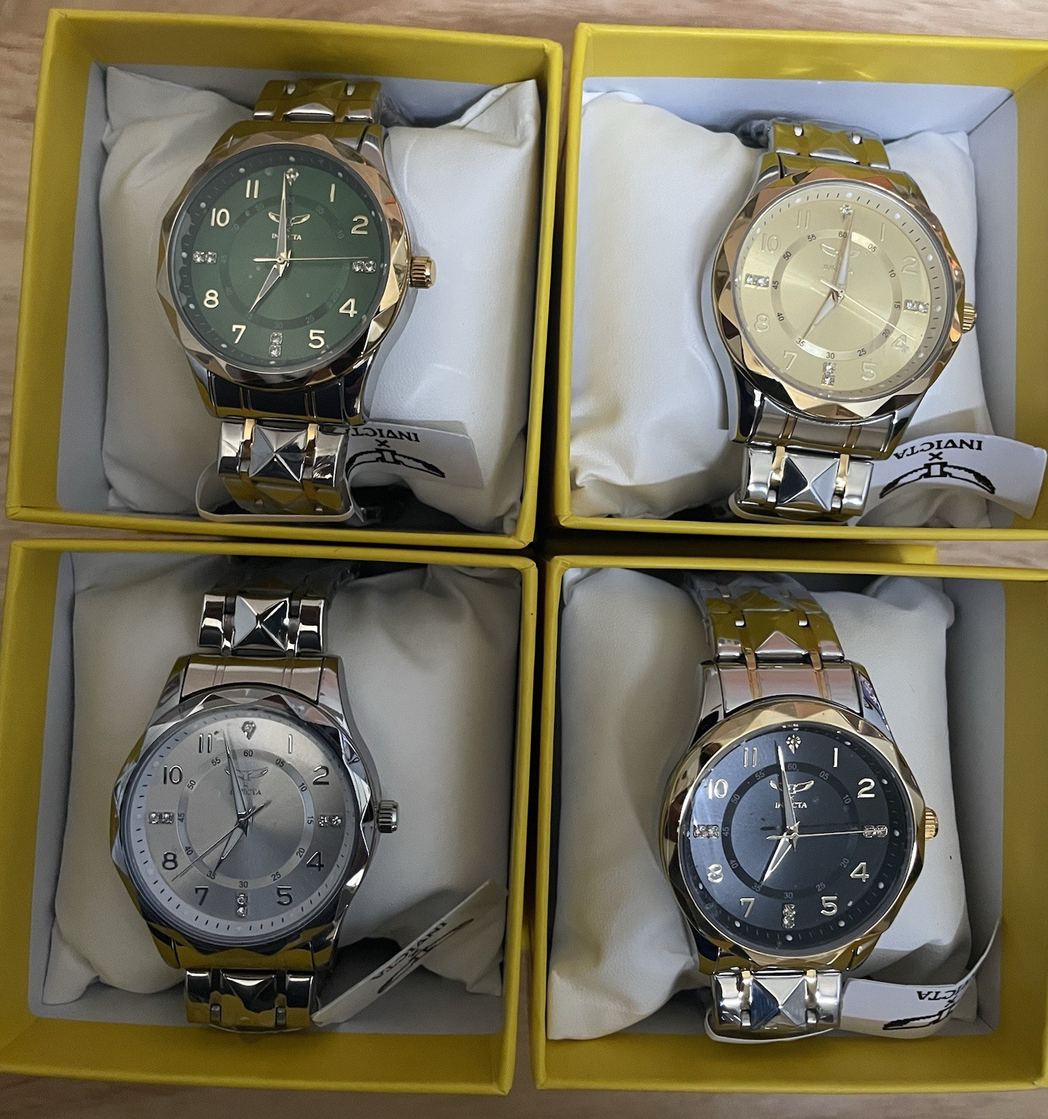 Invicta Lot of 4 Watches Speciality Silver Gold Green Collection Bulk Assorted