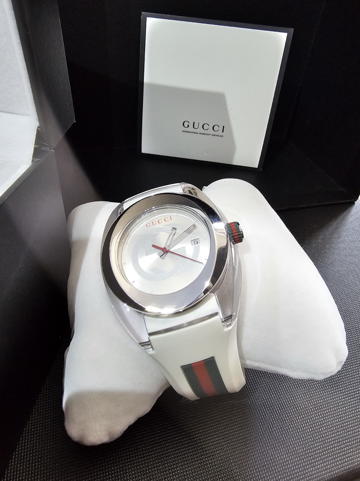 Silver Gucci YA137102A Sync Quartz Men’s Watch + Free Shipping
