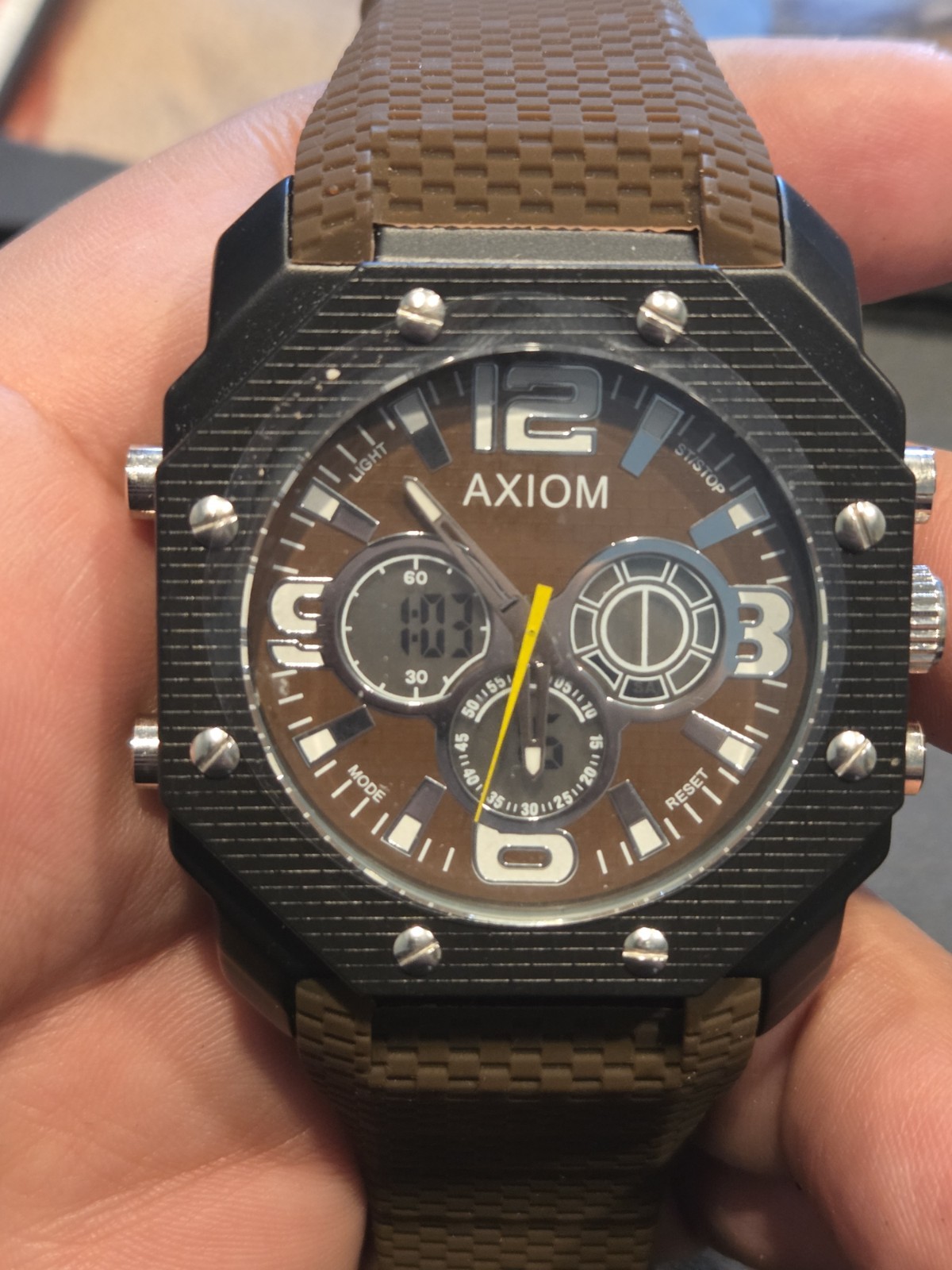 Axiom CR2025/SR626SW Black Men’s Watch W/Brown Band New Loose C122A