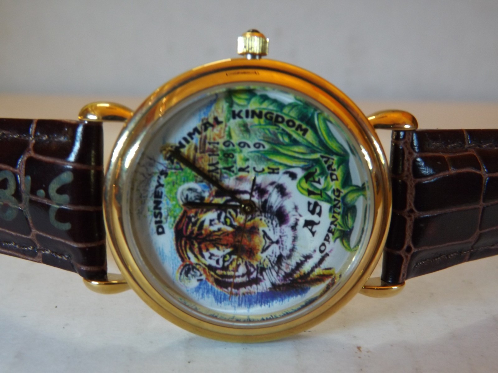 Disney Parks Mens Artist Vintage Animal Kingdom Watch (Tiger)-Opening-1999-New