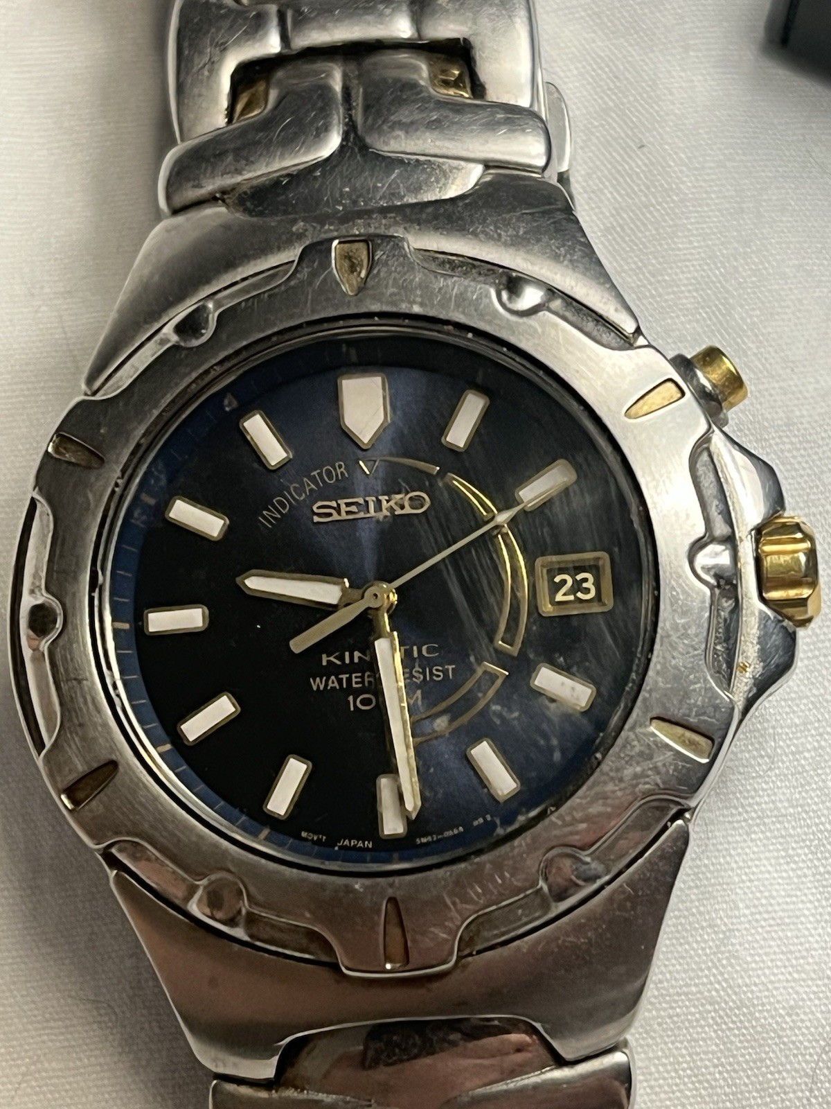 Seiko Kinetic 5M62-0A70 Men’s Watch Two-Tone 100M Running