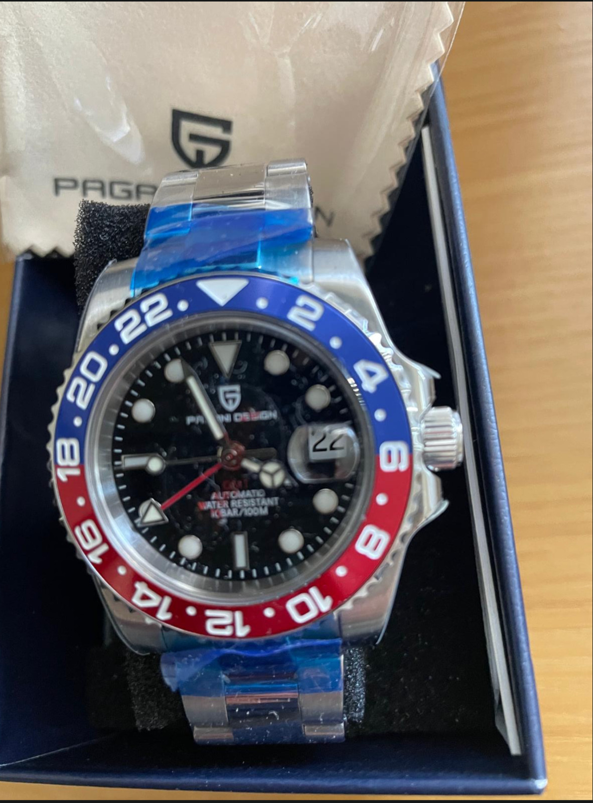 Pagani Design, 40mm, Automatic,GMT, (Pepsi), Oyster Bracelet, Sapphire Crystal.