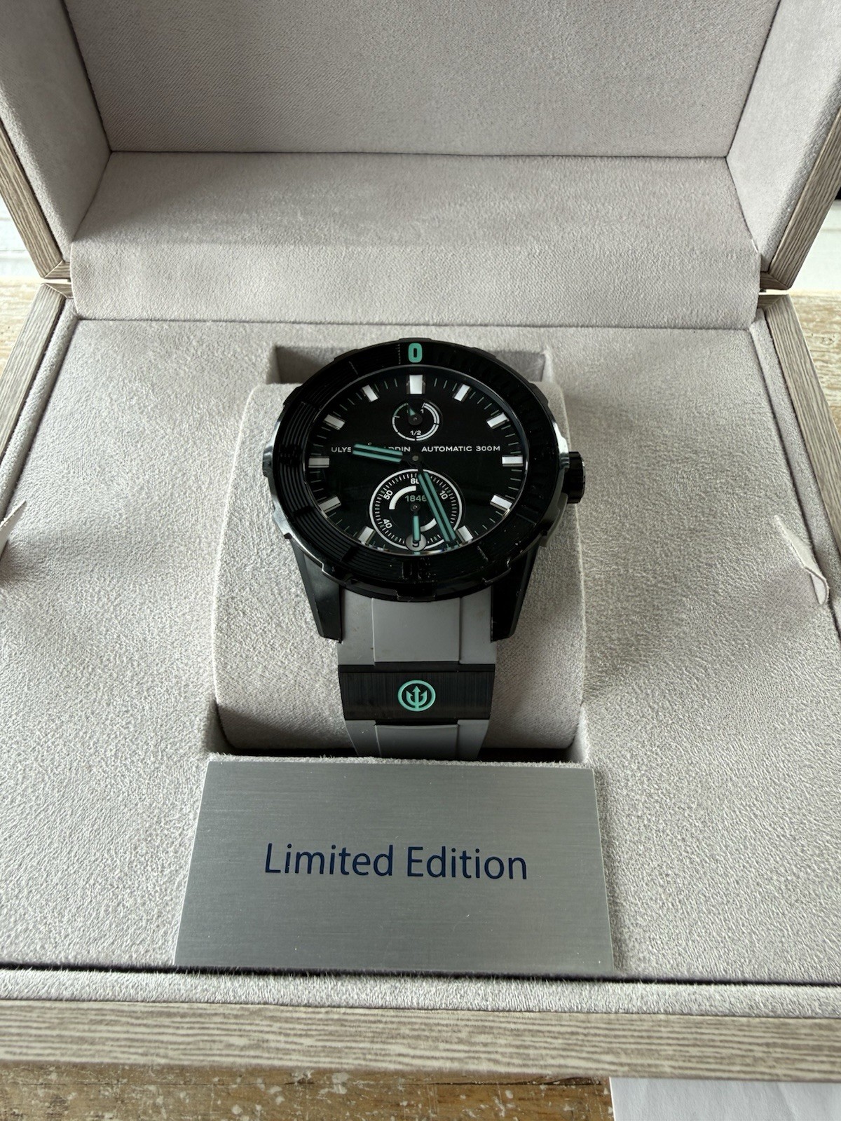 Ulysse Nardin Diver One More Wave LE 44mm 1183-170LE-2A-OMW/3A – Watch Complete