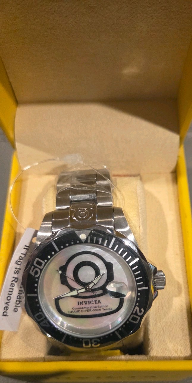 Invicta Mens Watch Model 3196 47MM, Box, pro diver MSRP $725