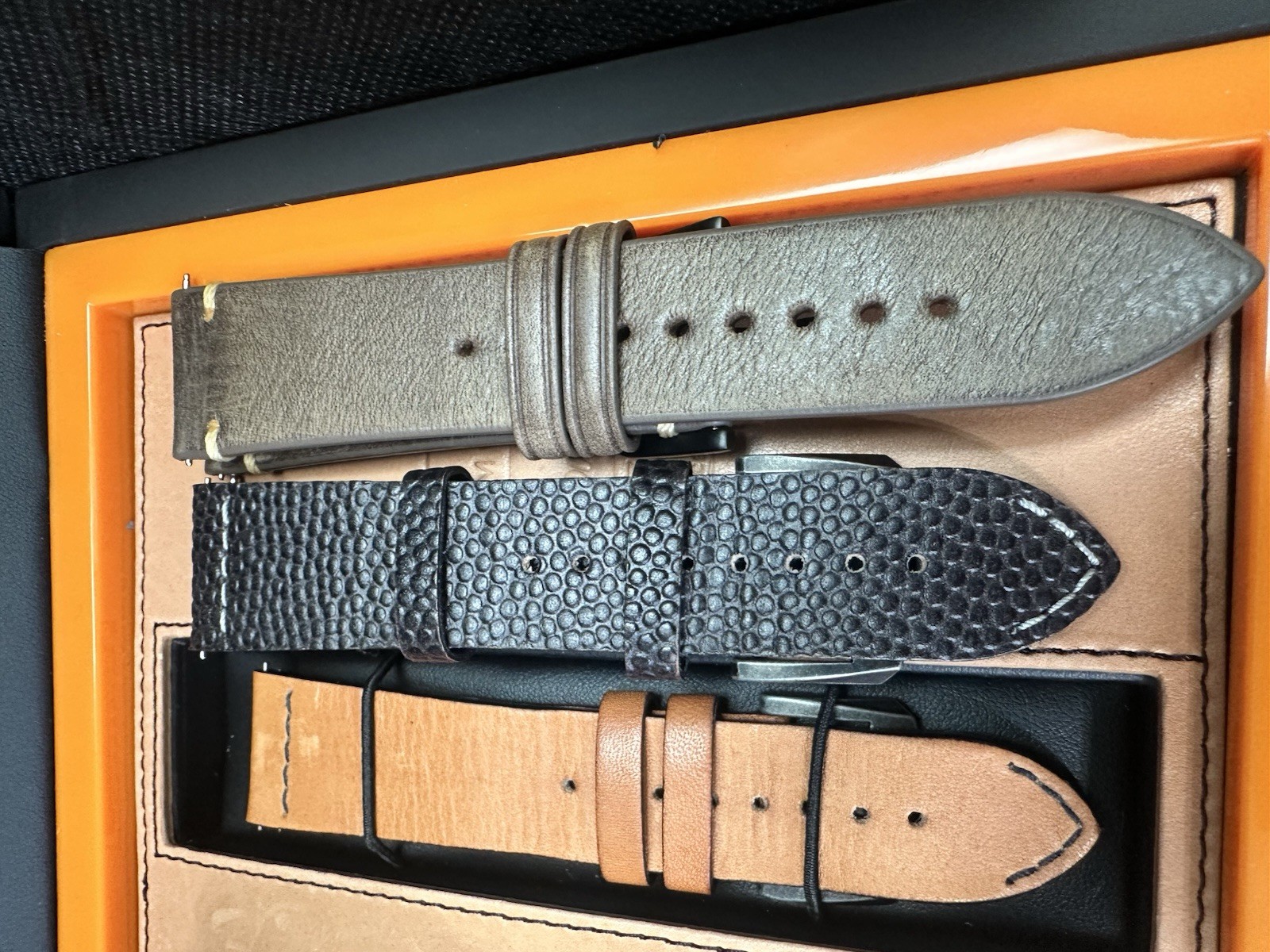 Mido Multifort Escape Horween Edition Full Set Limited & Xtra Leather Straps