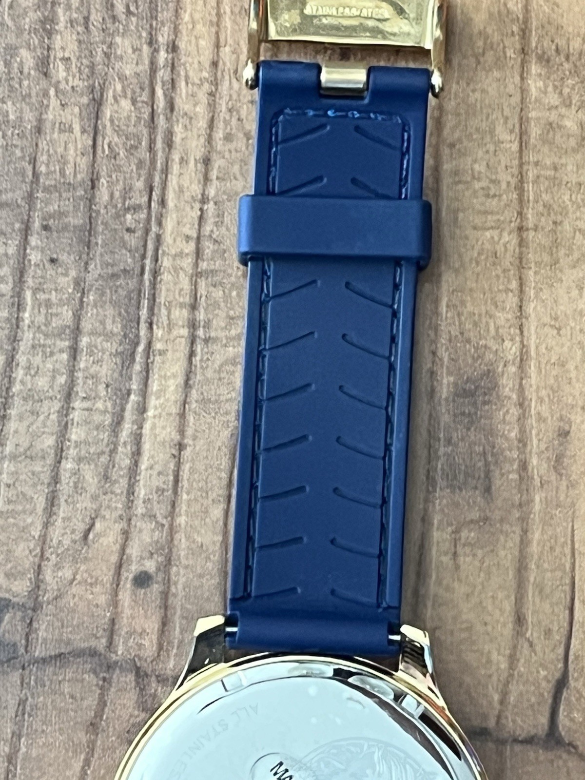 Versus by Versace Men’s SBA100015 GLOBE Quartz Blue Silicone NEW BATTERY *Wear
