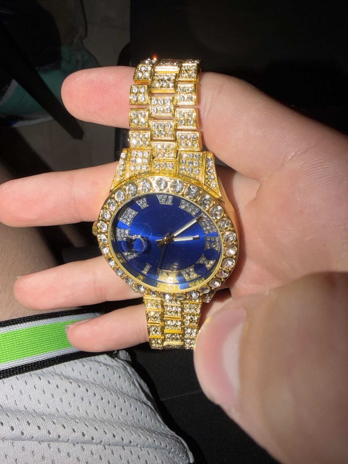 Rhinestone Blue Dial Analog Round Bracelet Wristwatch Date