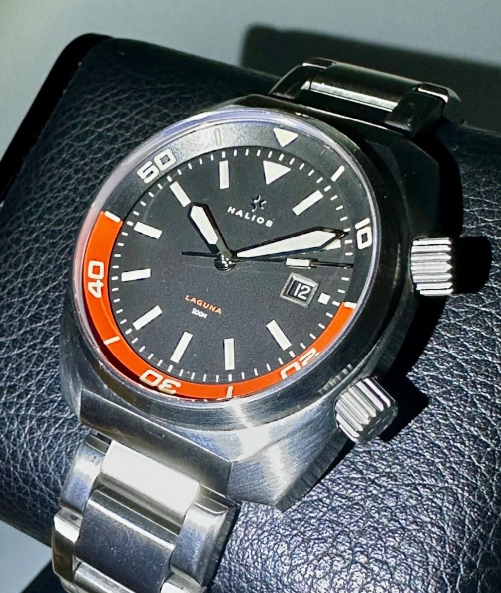 First Generation Halios Laguna Dive Watch (500 meters)