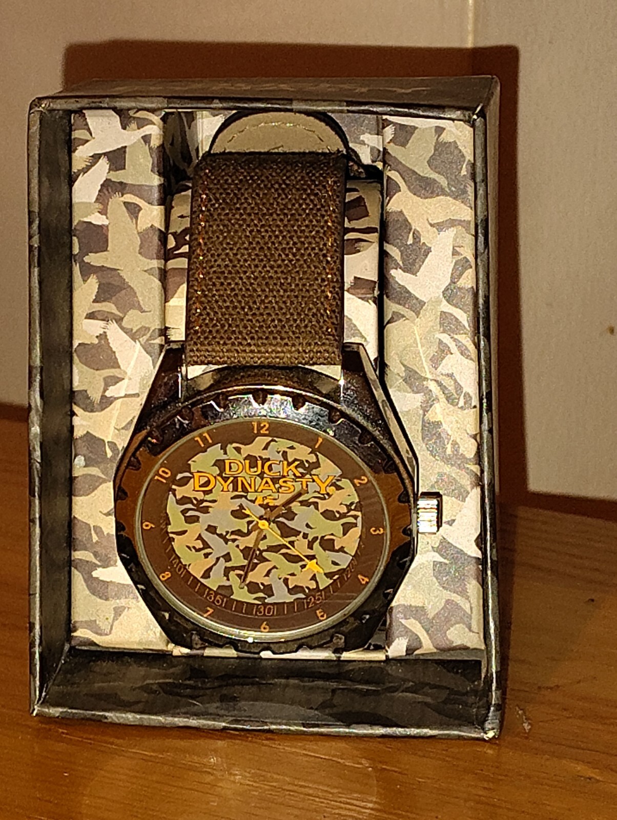 Ducky Dynasty A&E 2013 Watch DDY015 Camo. Orange & Brown New