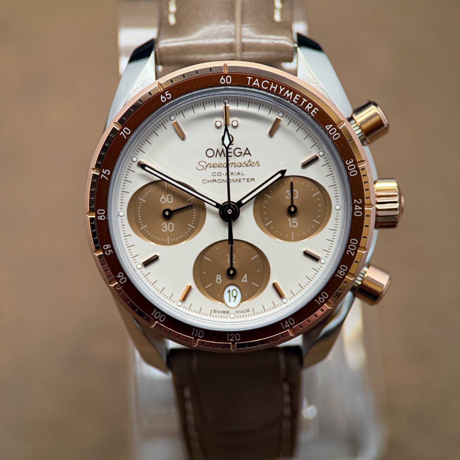 2025 Omega Speedmaster 38 Chrono Sedna Gold Cappuccino Dial 324.23.38.50.02.002