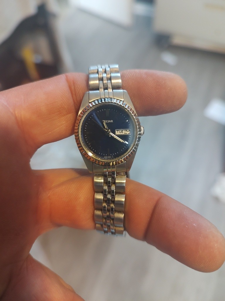 Pulsar Women’s Quartz Vintage Day/Date Blue Dial Two-Tone Bracele.New battery