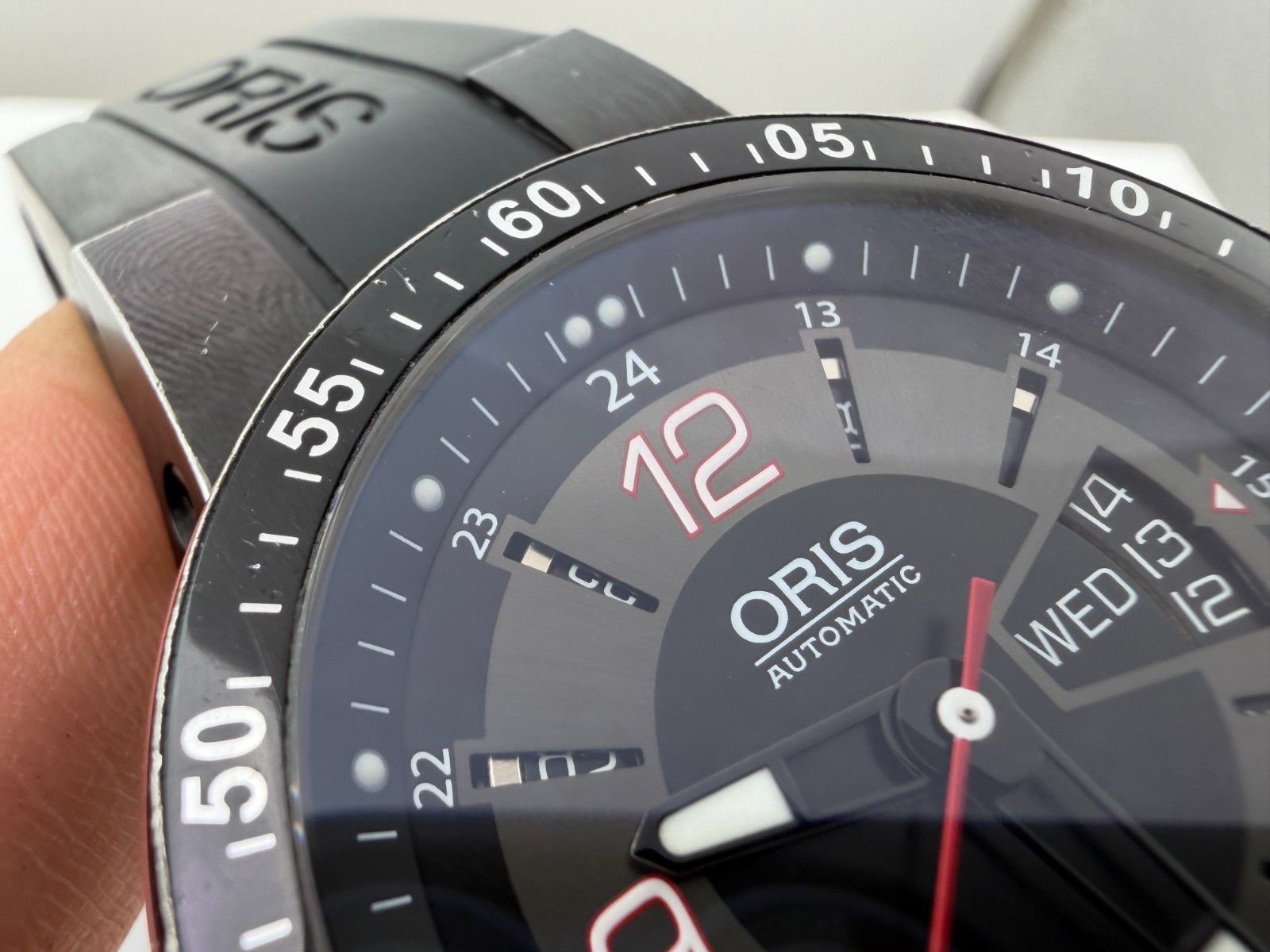 ORIS 7634-47 Williams F1 Team Automatic Day/Date Cal ORIS 735 – 44 mm
