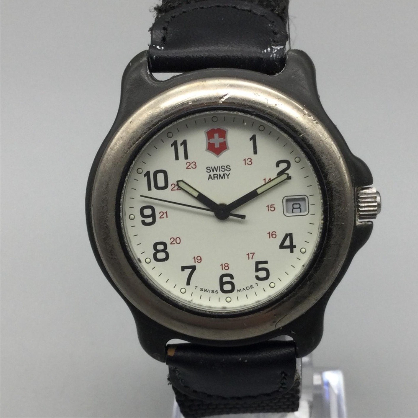 Vintage Swiss Army Brand Mens Watch 36mm White Dial Date Black New Battery