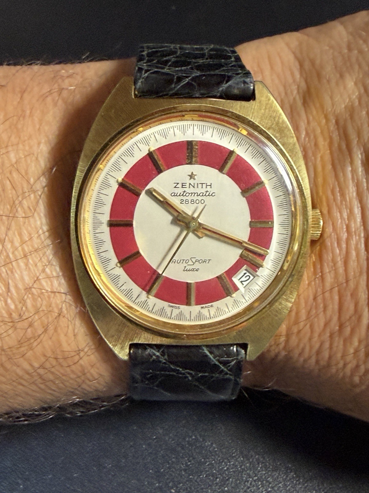 Zenith AutoSport Luxe NOS Automatic Cal. 2562PC Rare Red Dial 28.800 A/h Vintage