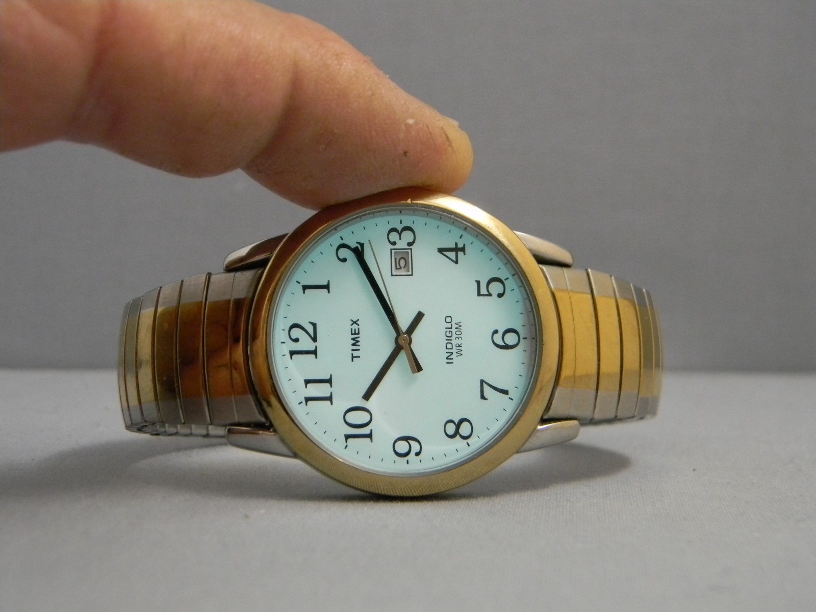 Timex Indiglo Watch Men Easy Reader 35mm Two Tone Date Stretch New Battery 6.75+