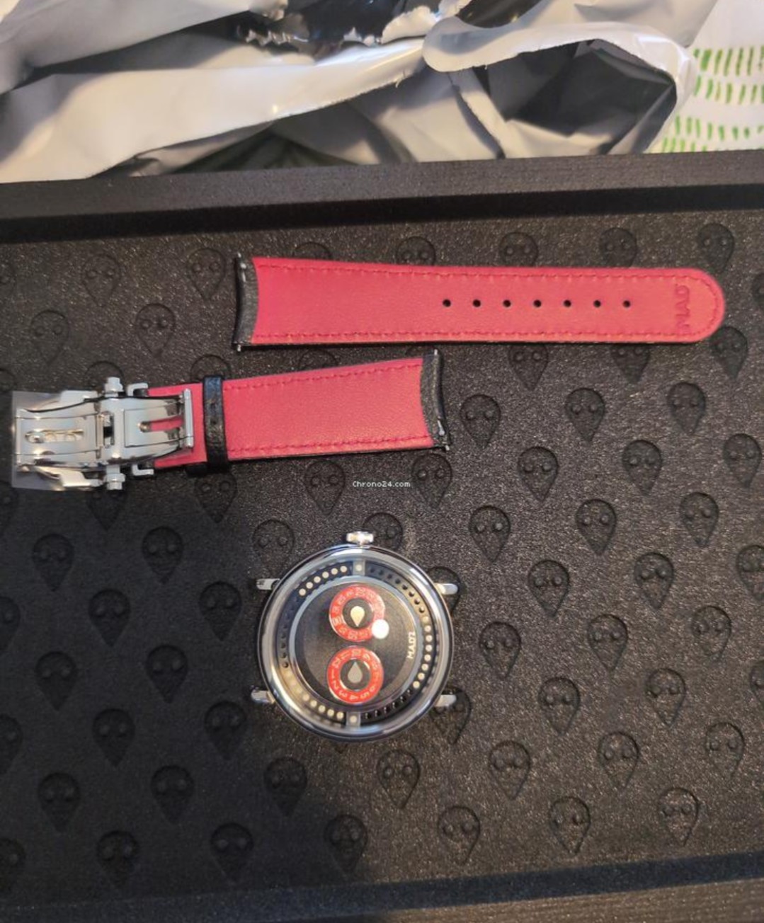 M.A.D. Editions MAD2 Automatic Watch Black/Red Dial Expo Caseback