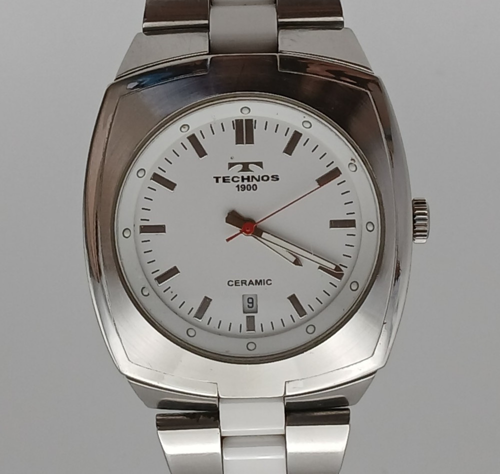 TECHNOS T2592 Ceramic & Stainless Steel Quartz White Dial Men’s Watch 10ATM