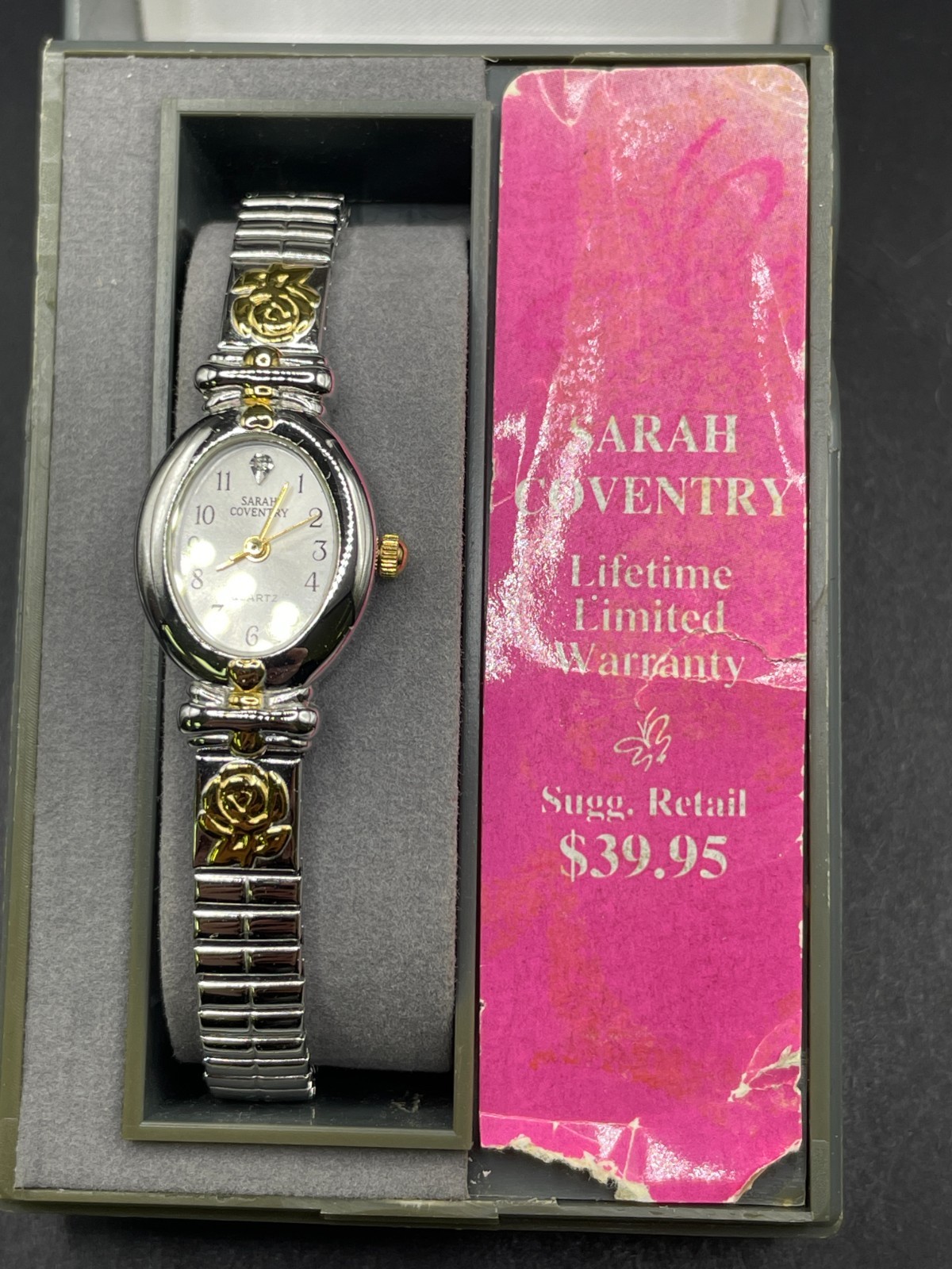 Vtg Sarah Coventry Supreme Two Tone Stretch Band Diamond Accent w/ Case 18.6mm