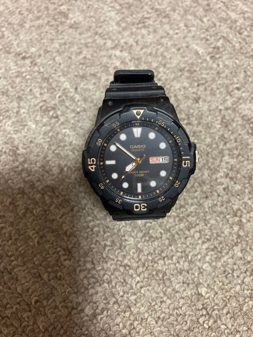 CASIO MRW-200H Men’s Watch, Black, Date and Day Display, Water Resistant