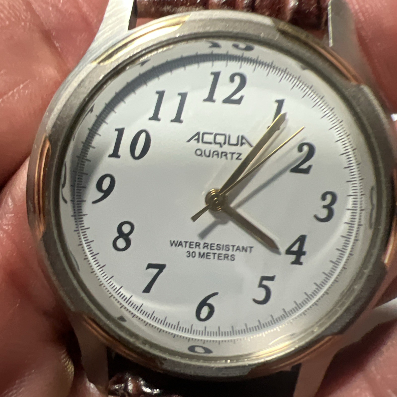 Vintage Acqua Quartz Water Resistant 30 Meters Leather Band Watch