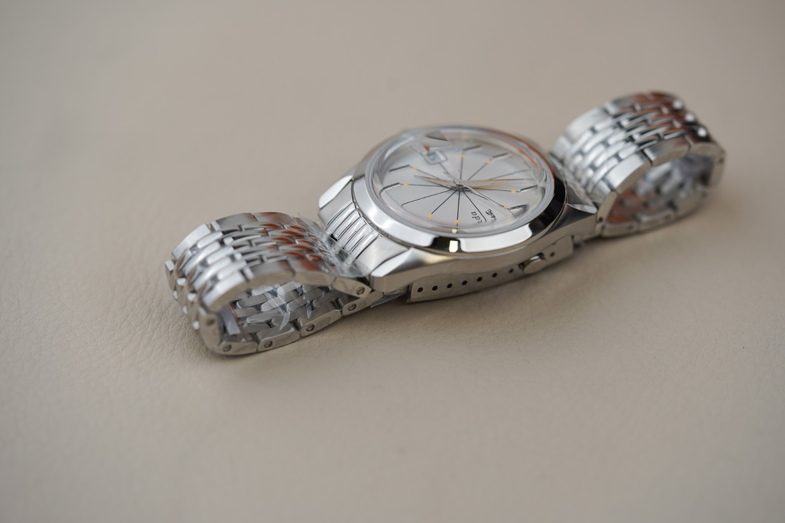 Nivada Grenchen Antarctic Spider Silver Dial BOR 32023A04 Steel Automatic Watch