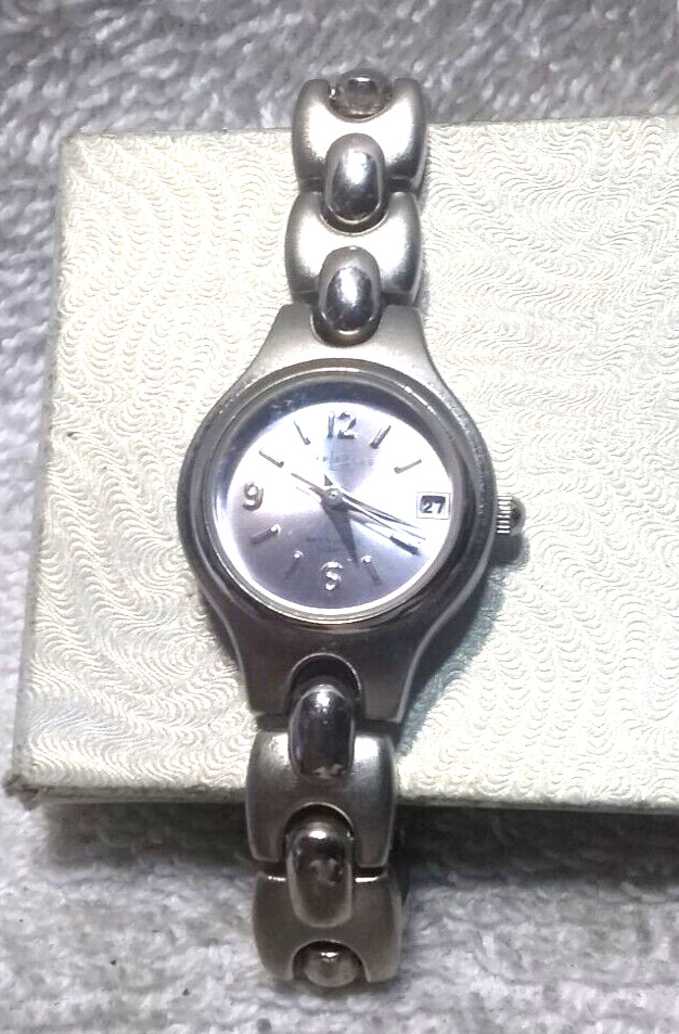 LA Express Quartz Watch Silver Dial Bracelet Band Date Indicator New Bat Works